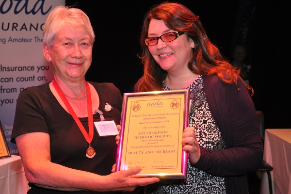 SE District 17 Accolade 2014 - which is which?